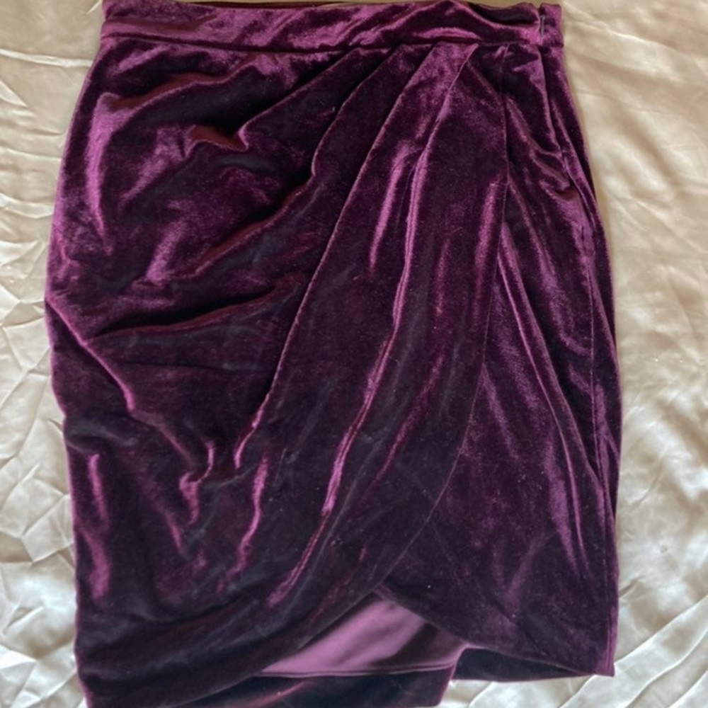 VELVET TULIP WRAP SKIRT